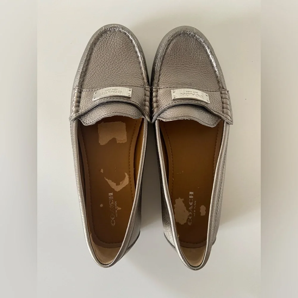 Womens Fredrica G3122 Silver Pebbled Leather Slip On Loafer - Picture 1 of 7